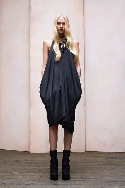 Look 17
